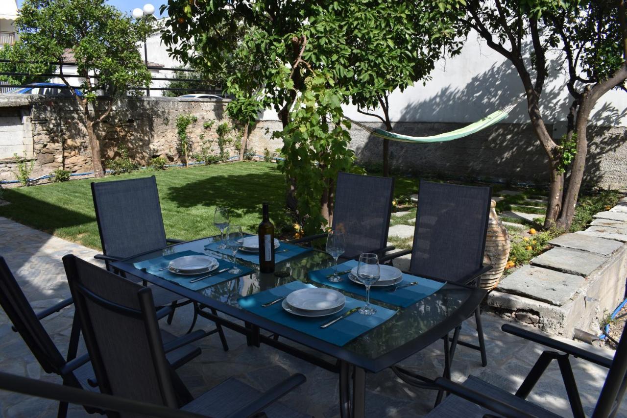 Villa Betty'S Garden House à Néa Ankhíalos Extérieur photo