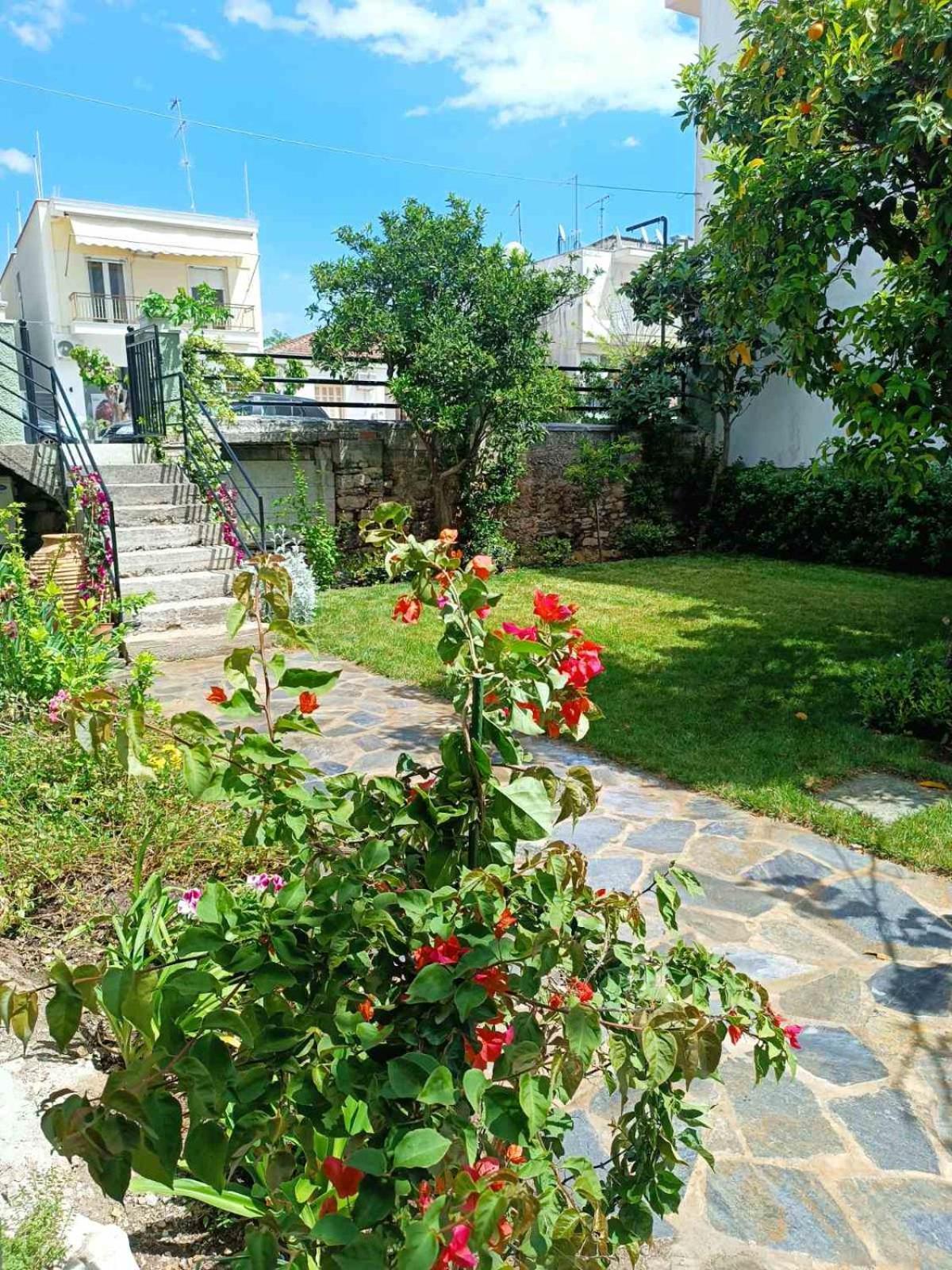 Villa Betty'S Garden House à Néa Ankhíalos Extérieur photo